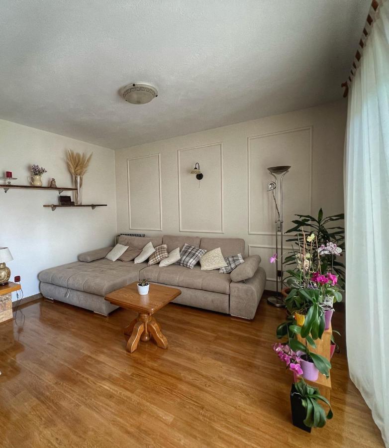 Apartmani Mia Palit ภายนอก รูปภาพ