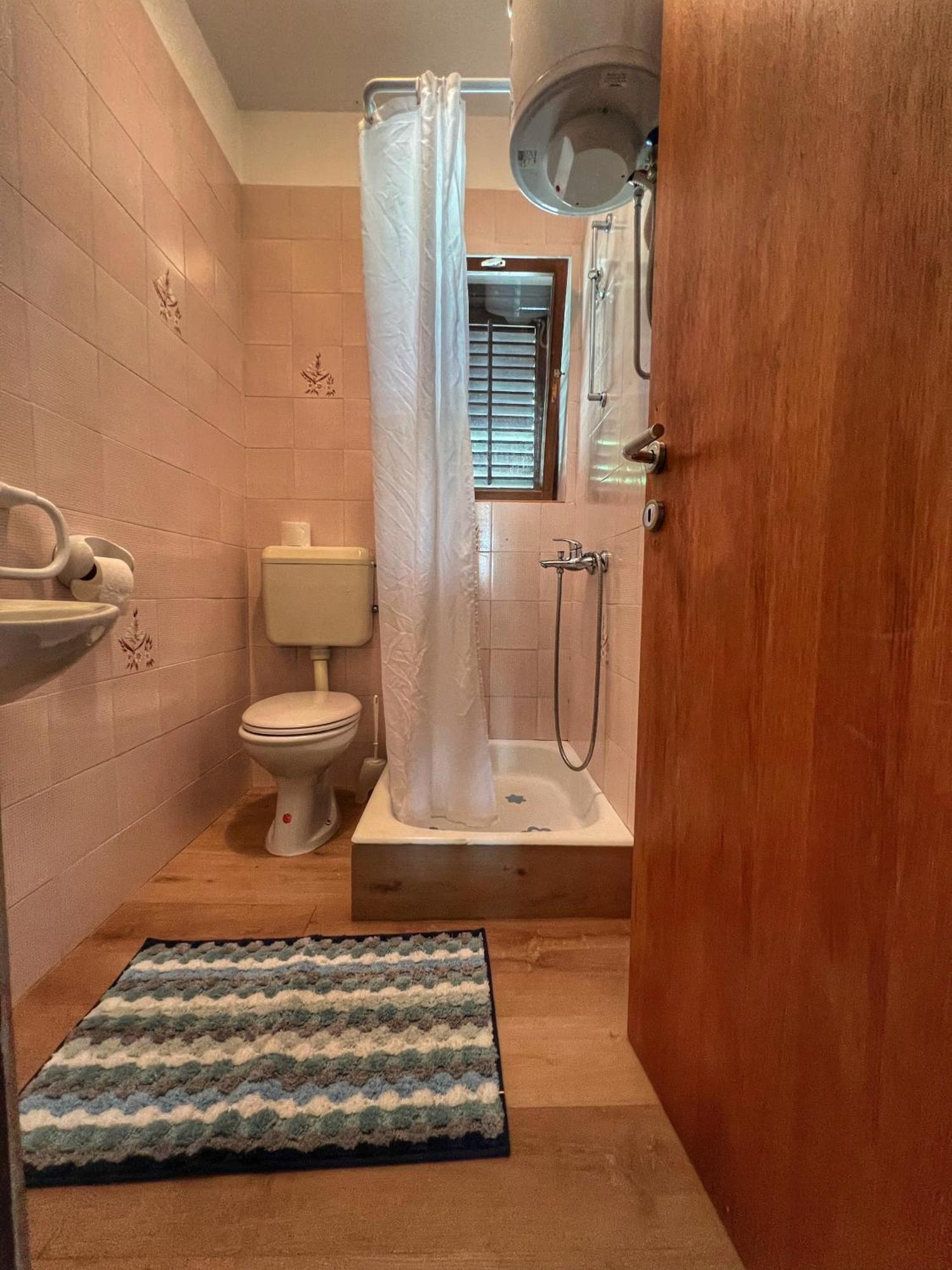 Apartmani Mia Palit ภายนอก รูปภาพ